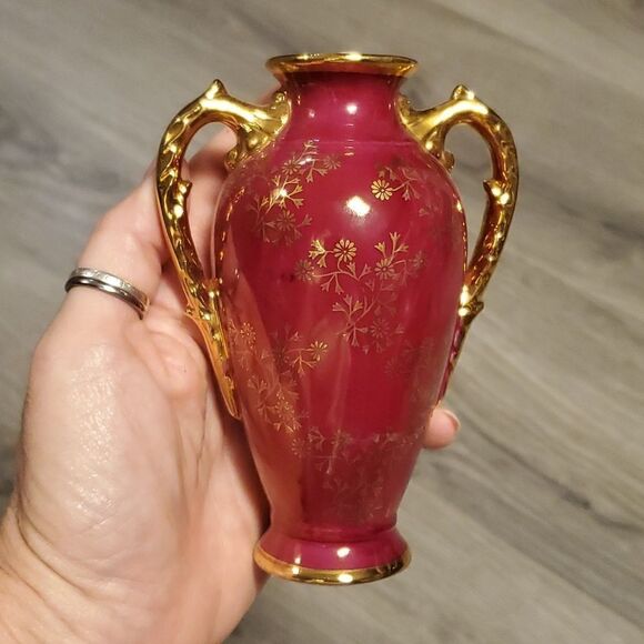EUC Vintage German KPM Porcelain Maroon Floral Gold Rimmed Vase - Picture 6 of 7